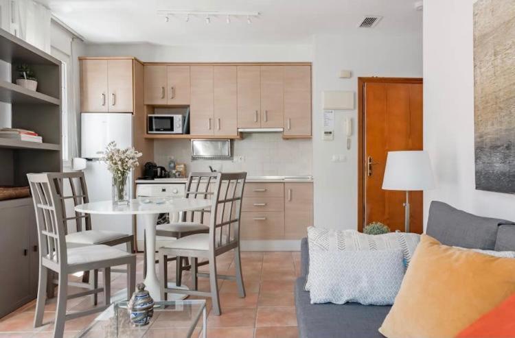 Apartamentos La Llum Аликанте Екстериор снимка