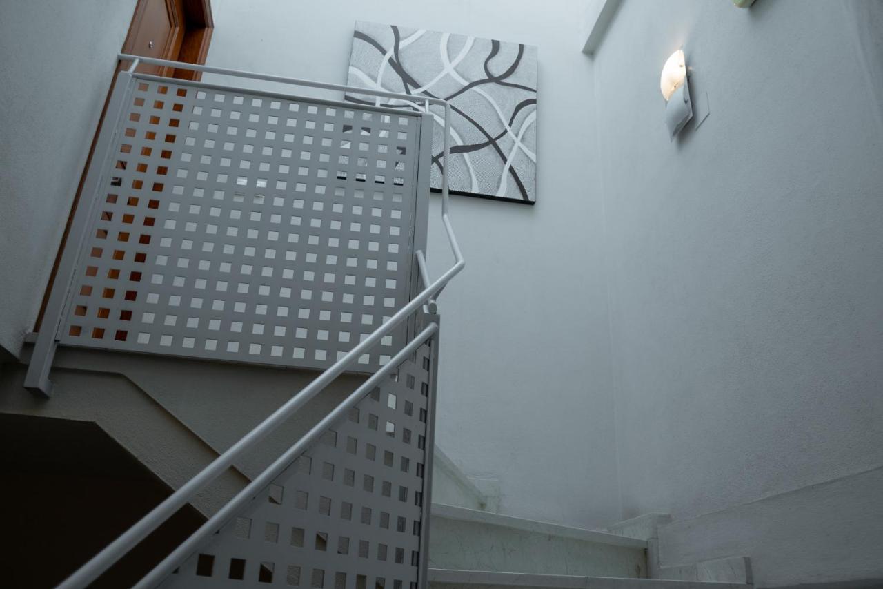 Apartamentos La Llum Аликанте Екстериор снимка